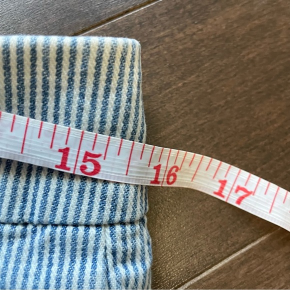 Club Monaco Blue & White Striped Women's Size 6 Shorts - Picture 7 of 11